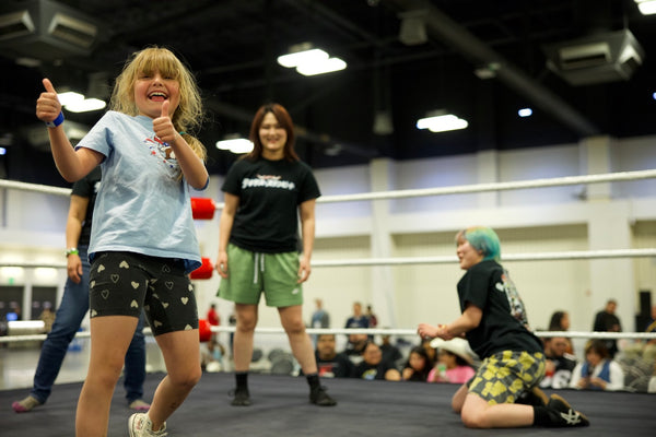Girls Take the Ring!
