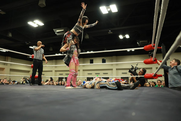 Miu Watanabe and Rika Tatsumi vs. Yuki Kamifuku and Yuki Arai
