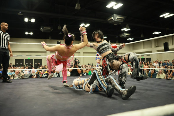 Miu Watanabe and Rika Tatsumi vs. Yuki Kamifuku and Yuki Arai
