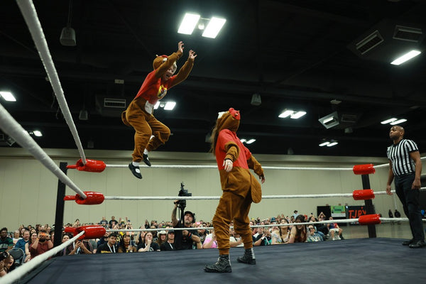 Yuki Kamifuku and Wakana Uehara (“OberEats”) vs. Raku and Pom Harajuku