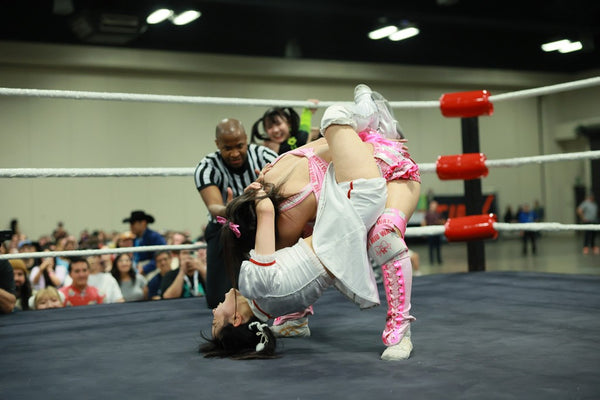 Miu Watanabe and Suzume vs. Mizuki and Uta Takami