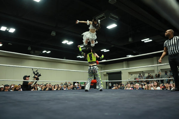Miu Watanabe and Suzume vs. Mizuki and Uta Takami