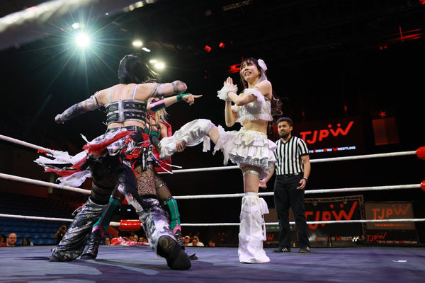 Mizuki vs. Rika Tatsumi vs. Hyper Misao