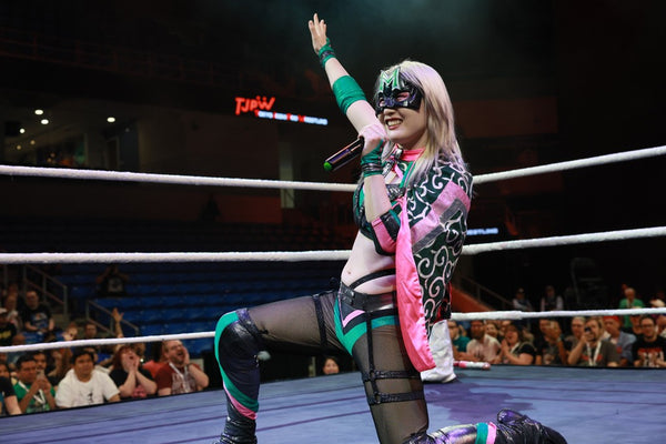 Mizuki vs. Rika Tatsumi vs. Hyper Misao