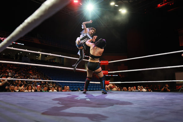 Yuki Kamifuku and Wakana Uehara (“OberEats”) vs. Yuki Aino and Vert Vixen