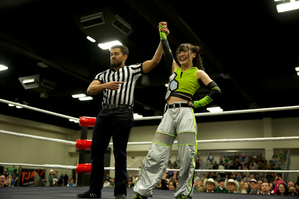 Suzume vs. Uta Takami